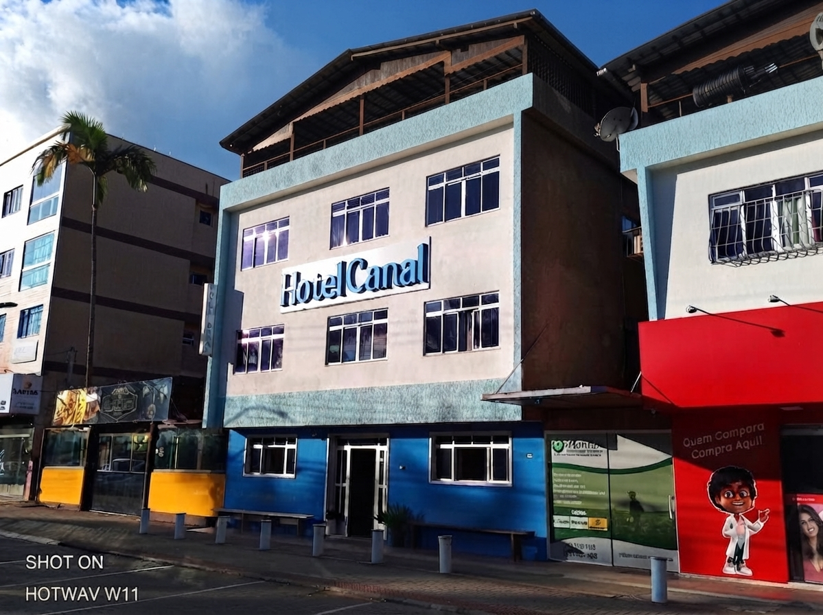Fachada do Hotel Canal